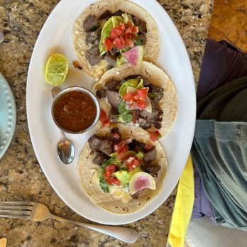 Oscars Puerto Vallarta - Rib eye steak tacos - International Near Me - Puerto Vallarta, JAL