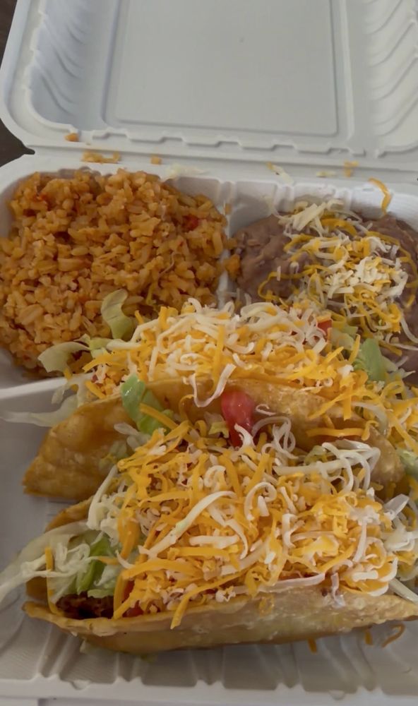 Chalo’s Taco Shop