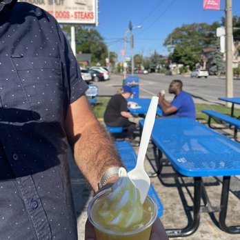 Tom's Dairy Freeze - Butterscotch Sundae - Ice Cream & Frozen Yogurt Near Me - Etobicoke, Ontario Tom's Dairy Freeze - Butterscotch Sundae - Ice Cream & Frozen Yogurt Near Me - Etobicoke, Ontario