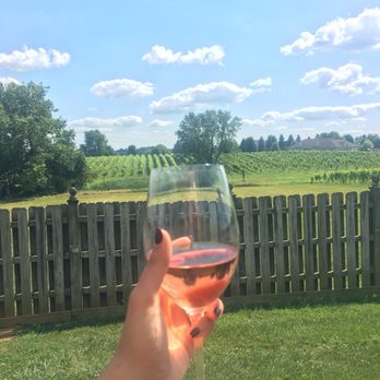 8 Chains North Winery - Wineries Near Me - Waterford, Virginia