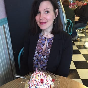 Chocolate Bar Cafe - 03.14.15 41st bd - Desserts Near Me - Grosse Pointe Woods, Michigan Chocolate Bar Cafe - 03.14.15 41st bd - Desserts Near Me - Grosse Pointe Woods, Michigan