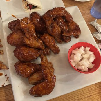 Bonchon Chinatown Chicago - 15 PC Mixed: 10 wings + 5 drums - Chicken Wings Near Me - Chicago, Illinois Bonchon Chinatown Chicago - 15 PC Mixed: 10 wings + 5 drums - Chicken Wings Near Me - Chicago, Illinois