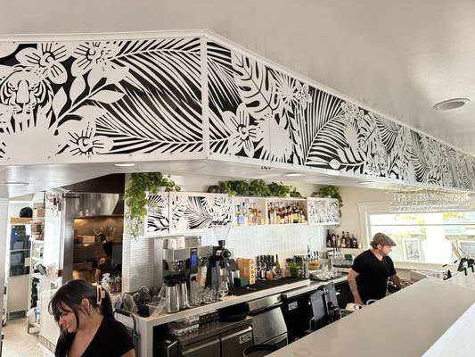 Ten Tigers Bar by null