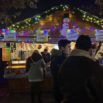 Marché de Noël - The mulled wine huts were the best. - Christmas Markets Near Me - Reims, 51