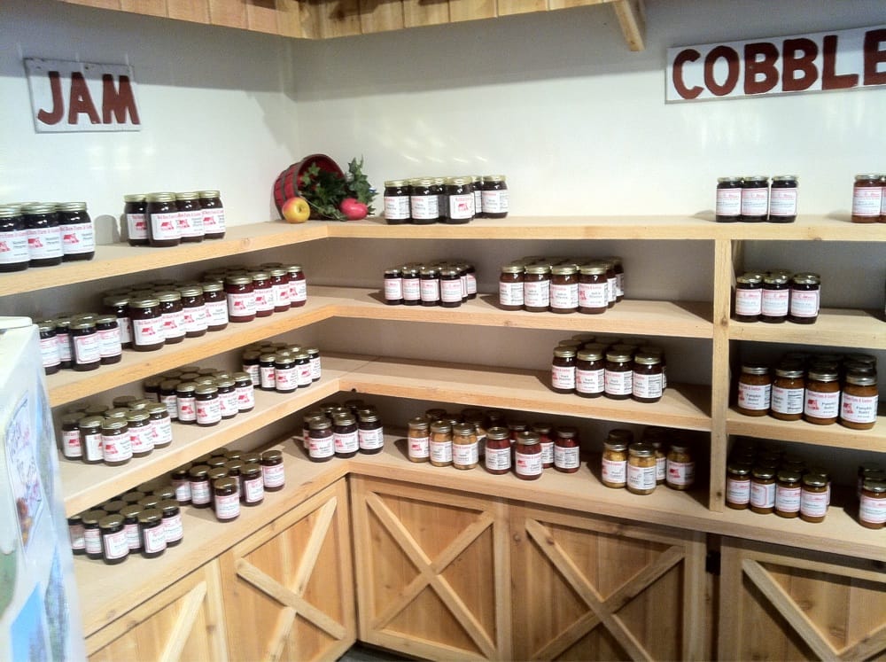 Fitzsimmons Red Barn Farm & Garden Logo