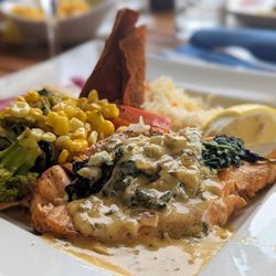 Snug Harbour - Salmon Florentine