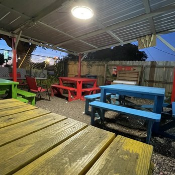 Casita Vizuet - Seating area - Mexican Near Me - Pflugerville, Texas
