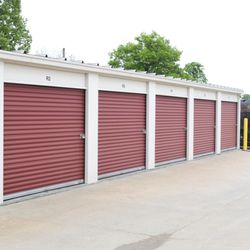 Attic Storage of Platte County