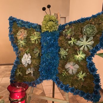 Glendora Florist - She used cheap moss with succulents & never informed me she would be doing this. - Florists Near Me - Glendora, California