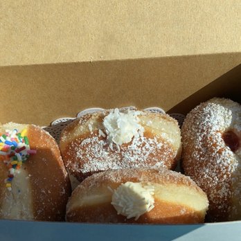 Treat - BEST. DONUTS. EVER!! - Desserts Near Me - Vancouver, Washington