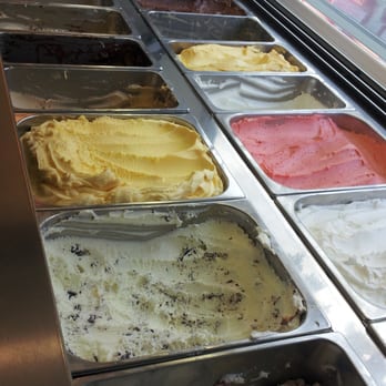 Eiscafé Bacio - Ice Cream & Frozen Yogurt Near Me - Darmstadt, HE