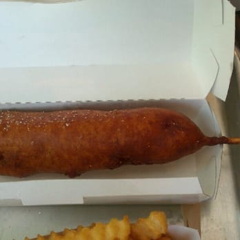 Shake Shack Upper West Side - Mmmmmm.....holiday w'end corn dogs! - Fast Food Near Me - New York, New York