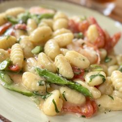 Thymari - Nick's with asparagus and shrimp