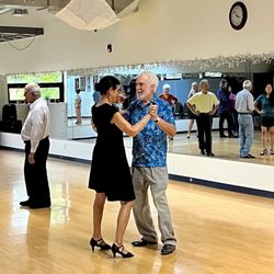 Vitti's Dance Studio - Jim and Donna dancing at Vitti's monthly Social Dance
