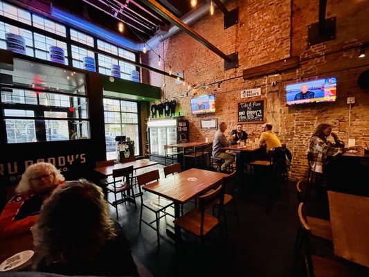 Brü Daddy's Brewing Company by null