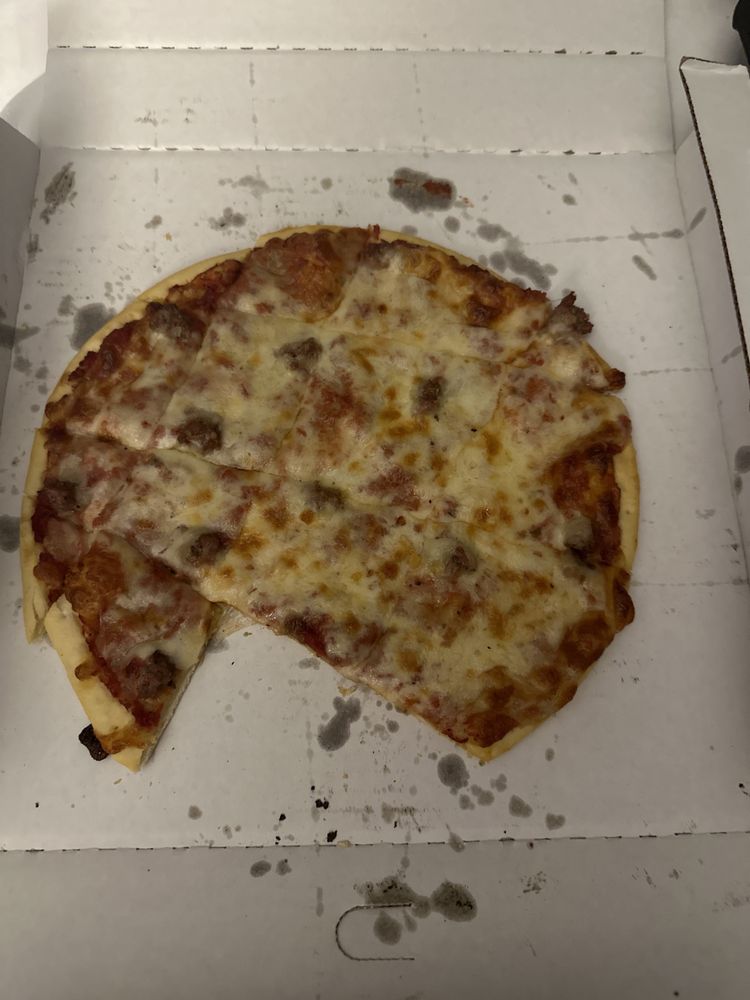 Charlie's Pizza Logo