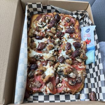 Hesher's Pizza - Their signature pizza I guess - Pizza Near Me - Oakland, California