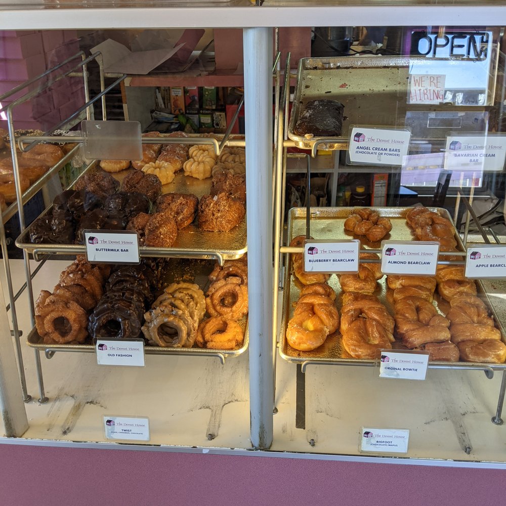 Donut House - Donut case 3/3 at 3:30 pm (Aug 2021) - Donuts Near Me - Anacortes, Washington Donut House - Donut case 3/3 at 3:30 pm (Aug 2021) - Donuts Near Me - Anacortes, Washington