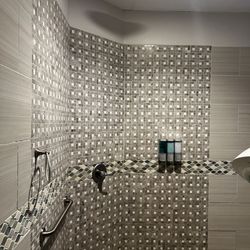 True REST Float Spa - Shower