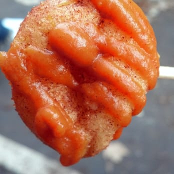 Winter Feast - 2013 Cinnamon dusted donuts drizzled with pumpkin pie sauce (Street Donuts) - Food Trucks Near Me - Seattle, Washington Winter Feast - 2013 Cinnamon dusted donuts drizzled with pumpkin pie sauce (Street Donuts) - Food Trucks Near Me - Seattle, Washington