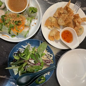 Pho Momma - Springrolls, Crab Cream Cheese Wontons - Noodles Near Me - Sacramento, California