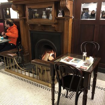 Bewley's Cafe - Irish Near Me - Dublin, D