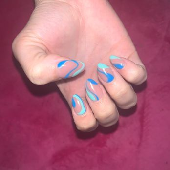 Vip Nail & Spa - Creative twist - Nail Salons Near Me - Springfield, Missouri