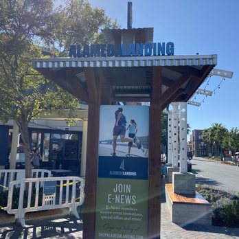 Alameda Landing - Shopping Centers Near Me - Alameda, California Alameda Landing - Shopping Centers Near Me - Alameda, California