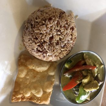 Thai Grata - Green curry w/ chicken, brown rice, and this cracker thing...$10.50 - Thai Near Me - San Jose, California Thai Grata - Green curry w/ chicken, brown rice, and this cracker thing...$10.50 - Thai Near Me - San Jose, California