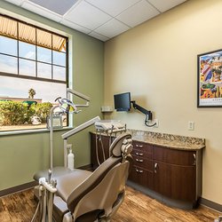 Dawnie Kildoo, DDS, MAGD - Our hygiene room.