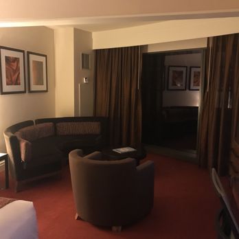 The Fox Tower - Foxwoods - Producer suite sitting area - Hotels Near Me - Mashantucket, Connecticut