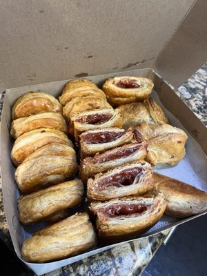 Lucerne Bakery by null