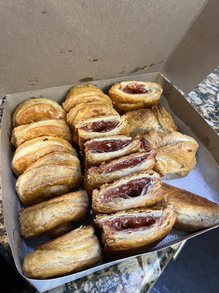 Lucerne Bakery Image