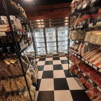Enzo's - Coffee & Tea Near Me - Matthews, North Carolina