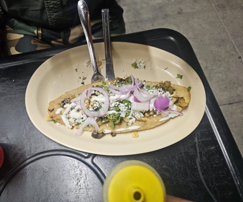 El Huarache Azteca by null