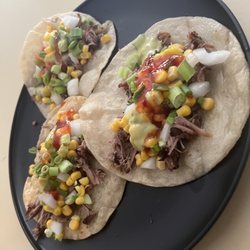 Pilaroc Farms - Pulled pork tacos