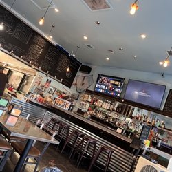 Big Ts Seafood Market Bar