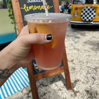 Island Squeeze Lemonade - Juice Bars & Smoothies Near Me Island Squeeze Lemonade - Juice Bars & Smoothies Near Me