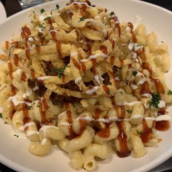 110 Grill - Pulled pork Mac and cheese - New American Near Me - Albany, New York