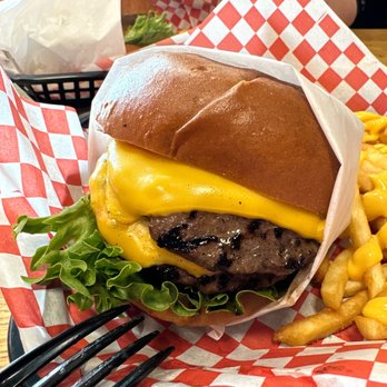 Fred's Burger - Burgers Near Me - Fairfield, California Fred's Burger - Burgers Near Me - Fairfield, California