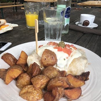 Fork & Bottle - Burrito - American Near Me - Zürich, ZH