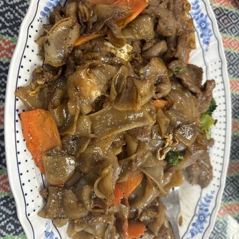 Thai Nary BBQ - Beef 31. Pad See ew - Thai Near Me - Azusa, California Thai Nary BBQ - Beef 31. Pad See ew - Thai Near Me - Azusa, California