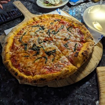 Zona Blu West Palm Beach - Margarita pizza - Sardinian Near Me - West Palm Beach, Florida