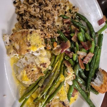 Louie's Steak & Seafood - Oscar halibut, fresh green beans, rice pilaf, and hollendaise so good. - Seafood Near Me - Kenai, Alaska Louie's Steak & Seafood - Oscar halibut, fresh green beans, rice pilaf, and hollendaise so good. - Seafood Near Me - Kenai, Alaska