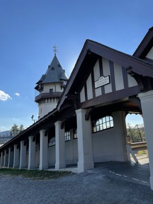 High Lawn Farm by null