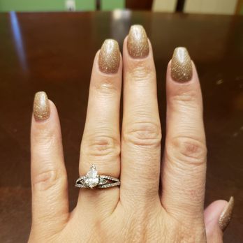 Style Nails - Day of (dip) nails - Nail Salons Near Me - Champlin, Minnesota