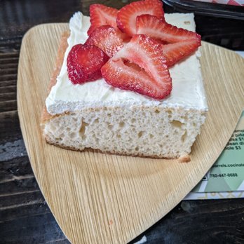 Smokin' Barrels Cocina Latina - Cake 3 leches - Mexican Near Me - Edmonton, Alberta Smokin' Barrels Cocina Latina - Cake 3 leches - Mexican Near Me - Edmonton, Alberta