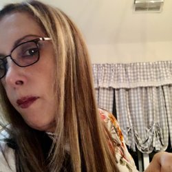 Diana Ramsay - BB Hair Salon - Highlights, roots and a trim