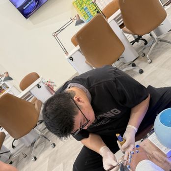 Twinkle Nails & Spa - Henry hard at work - Nail Salons Near Me - Sparks, Nevada Twinkle Nails & Spa - Henry hard at work - Nail Salons Near Me - Sparks, Nevada