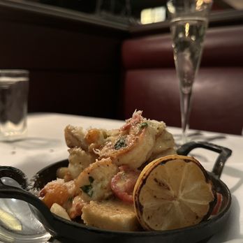 The Capital Grille - Steakhouses Near Me - Stamford, Connecticut